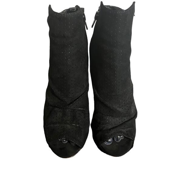 Express Shoes Black Perforated Double Zip Peep Toe Faux Suede Heels 7 - Picture 6 of 12